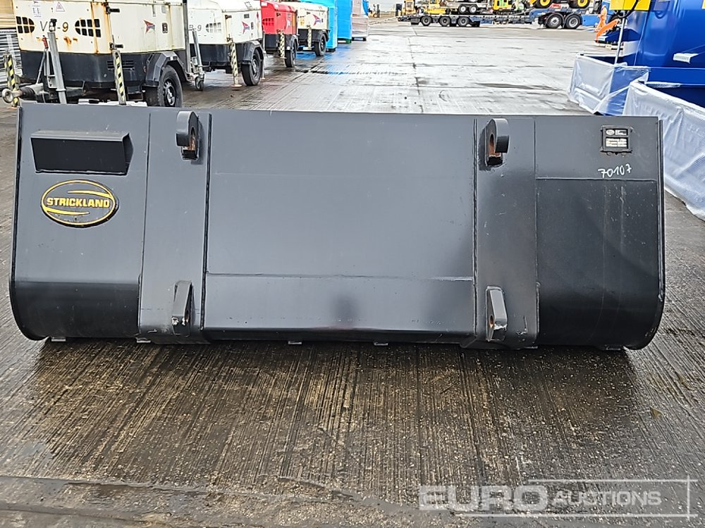 Unused Strickland 90" Loading Bucket to suit JCB Telehandler - Skopa: bild 4 Unused Strickland 90" Loading Bucket to suit JCB Telehandler - Skopa: bild 4