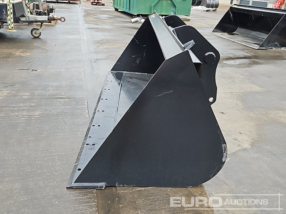 Unused Strickland 90" Loading Bucket to suit Manitou Telehandler - Skopa: bild 2 Unused Strickland 90" Loading Bucket to suit Manitou Telehandler - Skopa: bild 2