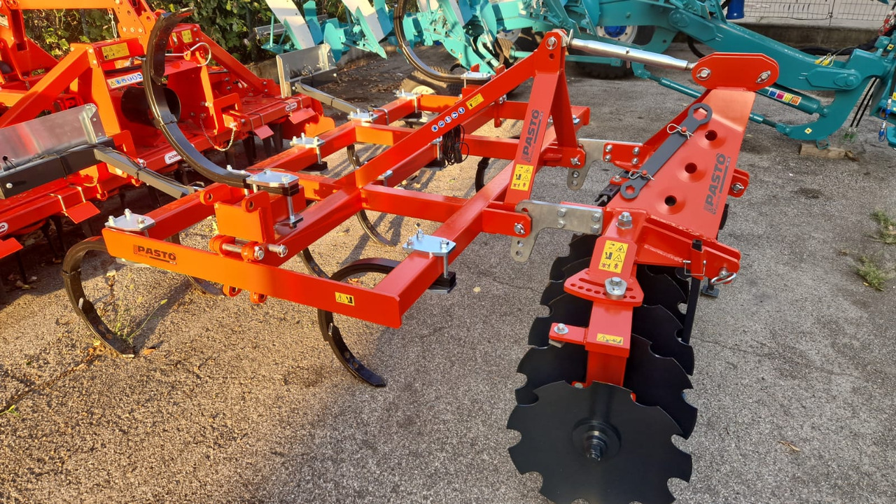Dischiera e coltivatore chisel nuovo Pastò - Tallriksredskap: bild 1 Dischiera e coltivatore chisel nuovo Pastò - Tallriksredskap: bild 1