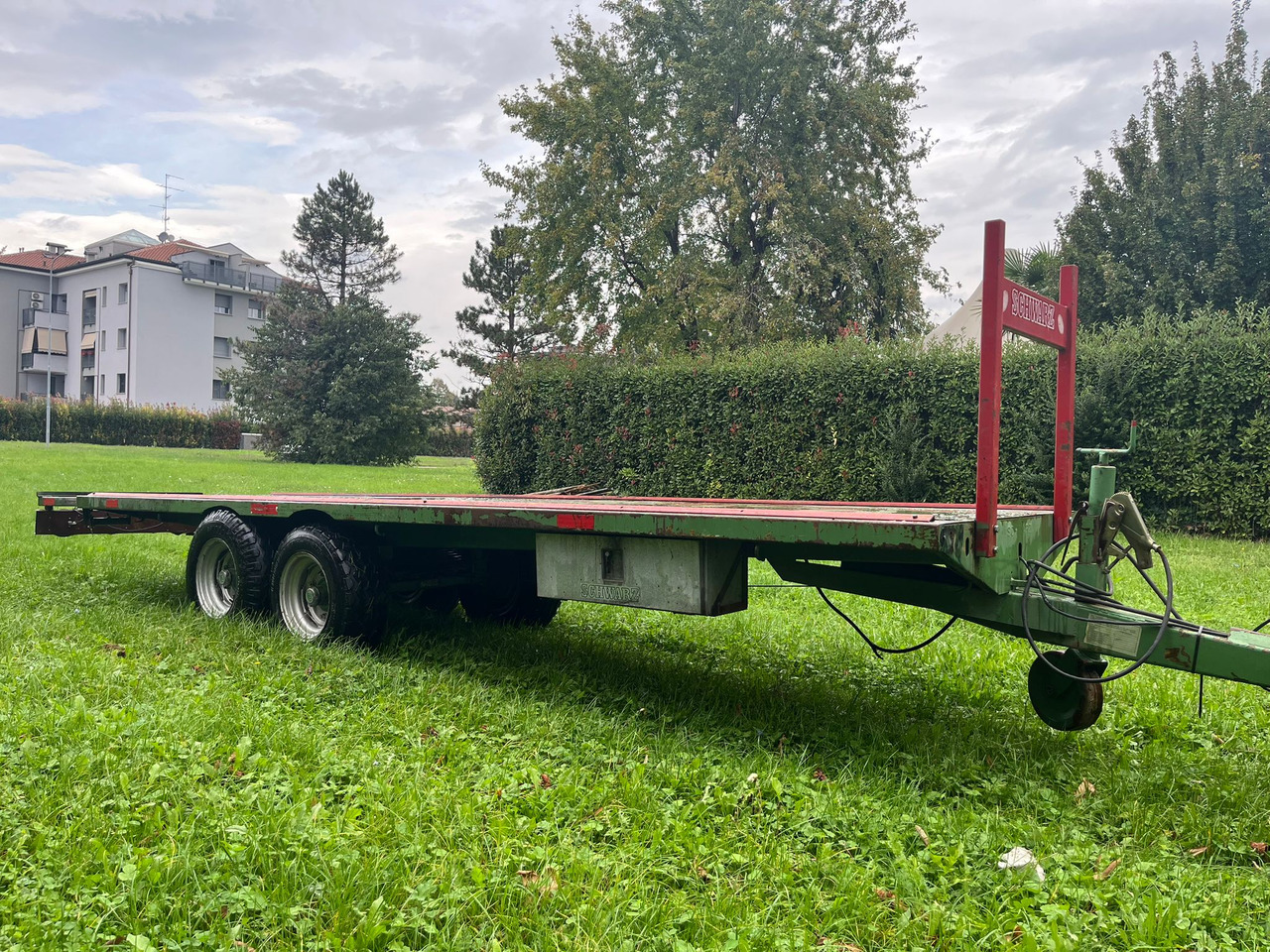 Rimorchio usato Schwarz t6057 - Flakvagn för lantbruk: bild 2 Rimorchio usato Schwarz t6057 - Flakvagn för lantbruk: bild 2