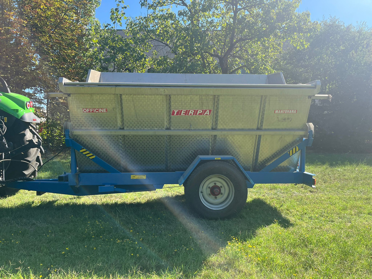 Rimorchio vendiemma Terpa RTL70 - Traktorvagn: bild 2 Rimorchio vendiemma Terpa RTL70 - Traktorvagn: bild 2