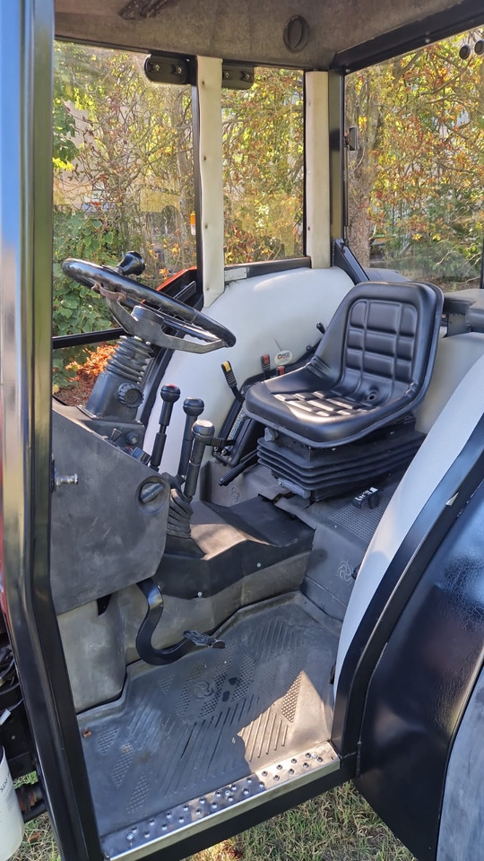 Trattore usato Same Aster 60 - Traktor: bild 2 Trattore usato Same Aster 60 - Traktor: bild 2