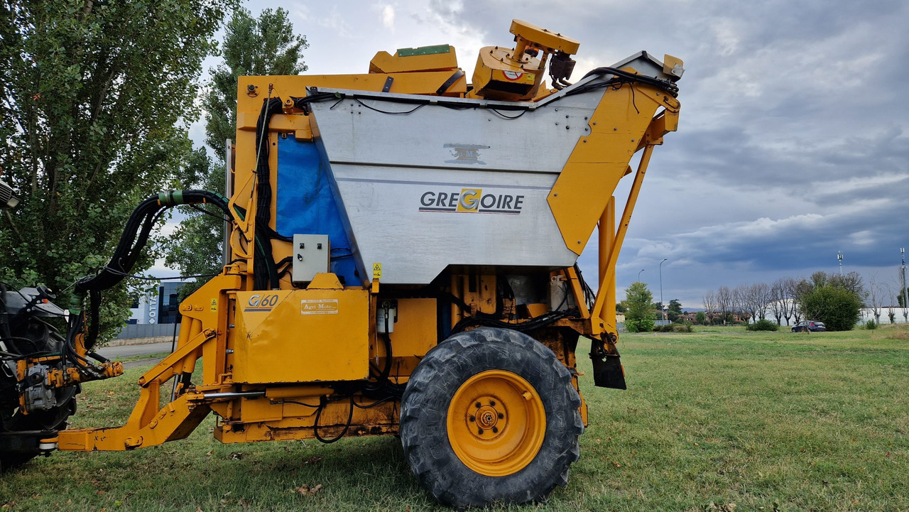 Vendemmiatrice usata Grégoire G60I - Druvskördare: bild 3 Vendemmiatrice usata Grégoire G60I - Druvskördare: bild 3