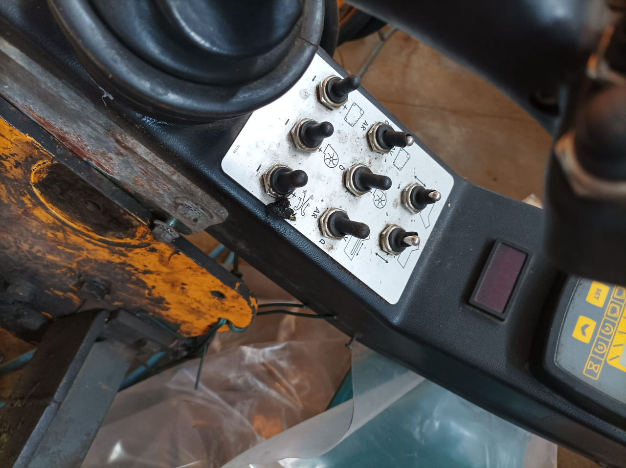 Vendemmiatrice usata Grégoire G60I - Druvskördare: bild 5 Vendemmiatrice usata Grégoire G60I - Druvskördare: bild 5