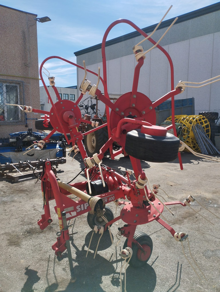 Voltafieno usato Sip 400 idraulico - Hövändare: bild 1 Voltafieno usato Sip 400 idraulico - Hövändare: bild 1