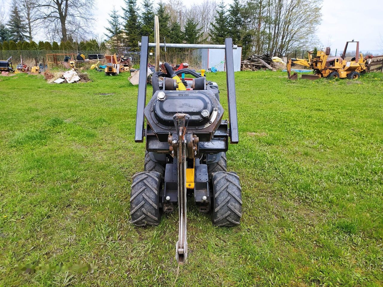 Kedjegrävare Ditch-Witch Zahn R300: bild 7 Kedjegrävare Ditch-Witch Zahn R300: bild 7