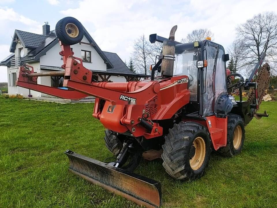 Kedjegrävare Ditch-Witch Zahn R300: bild 17 Kedjegrävare Ditch-Witch Zahn R300: bild 17