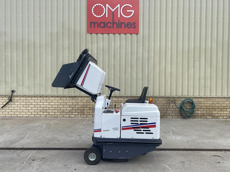 Dulevo 1100 EH, Veegmachine, Hoogkieper - Sopmaskin: bild 2 Dulevo 1100 EH, Veegmachine, Hoogkieper - Sopmaskin: bild 2