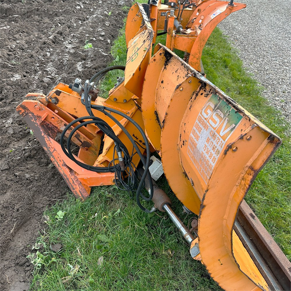 ABC Sneplov 240 cm - Sand-/ Saltspridare: bild 4 ABC Sneplov 240 cm - Sand-/ Saltspridare: bild 4