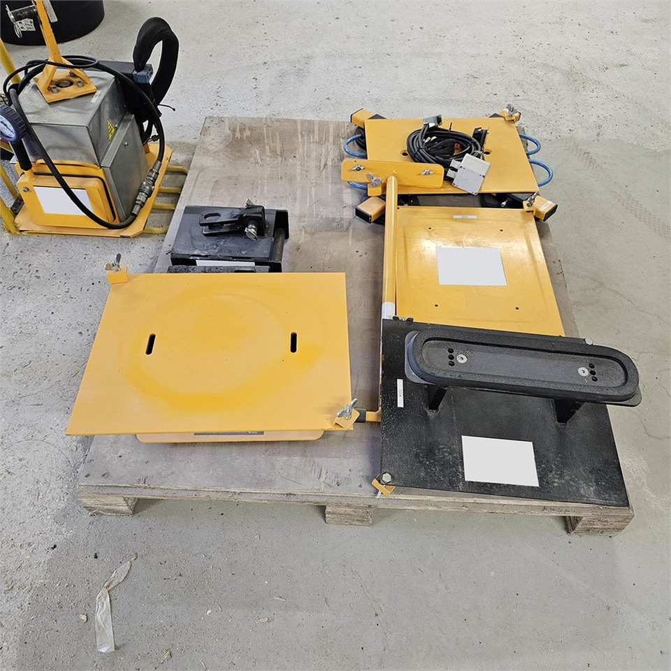 ABC Z - Entreprenadutrustning: bild 2 ABC Z - Entreprenadutrustning: bild 2