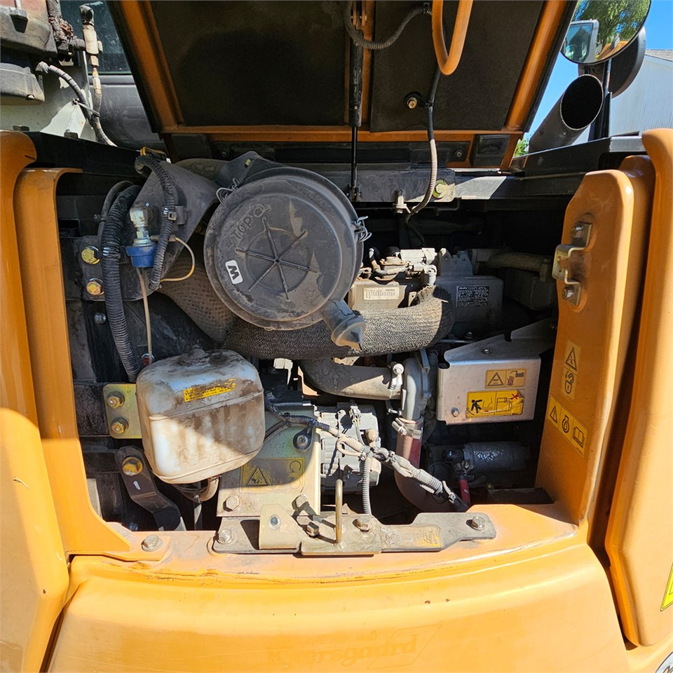 Minigrävmaskin Case CX75C SR: bild 32