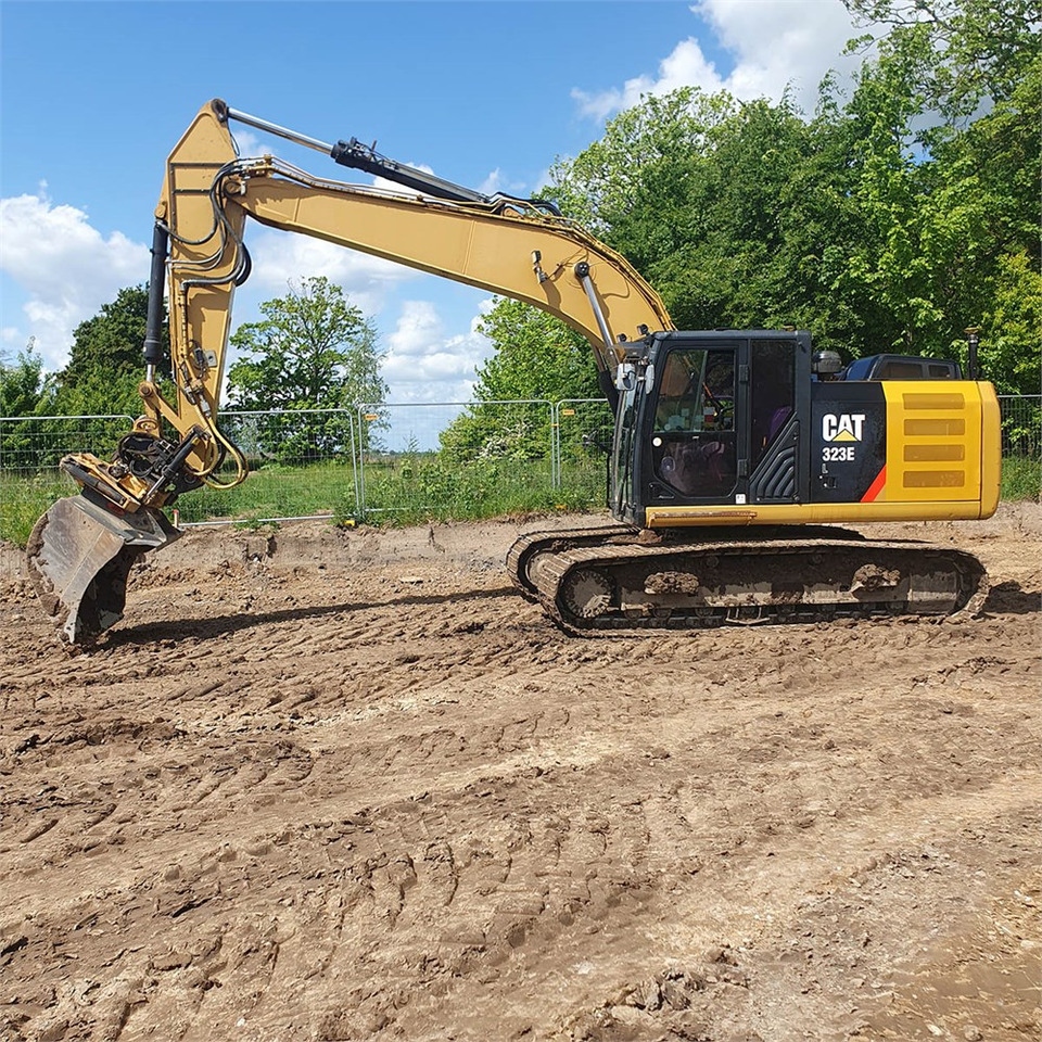 Caterpillar 323 EL - Bandgrävare: bild 1 Caterpillar 323 EL - Bandgrävare: bild 1