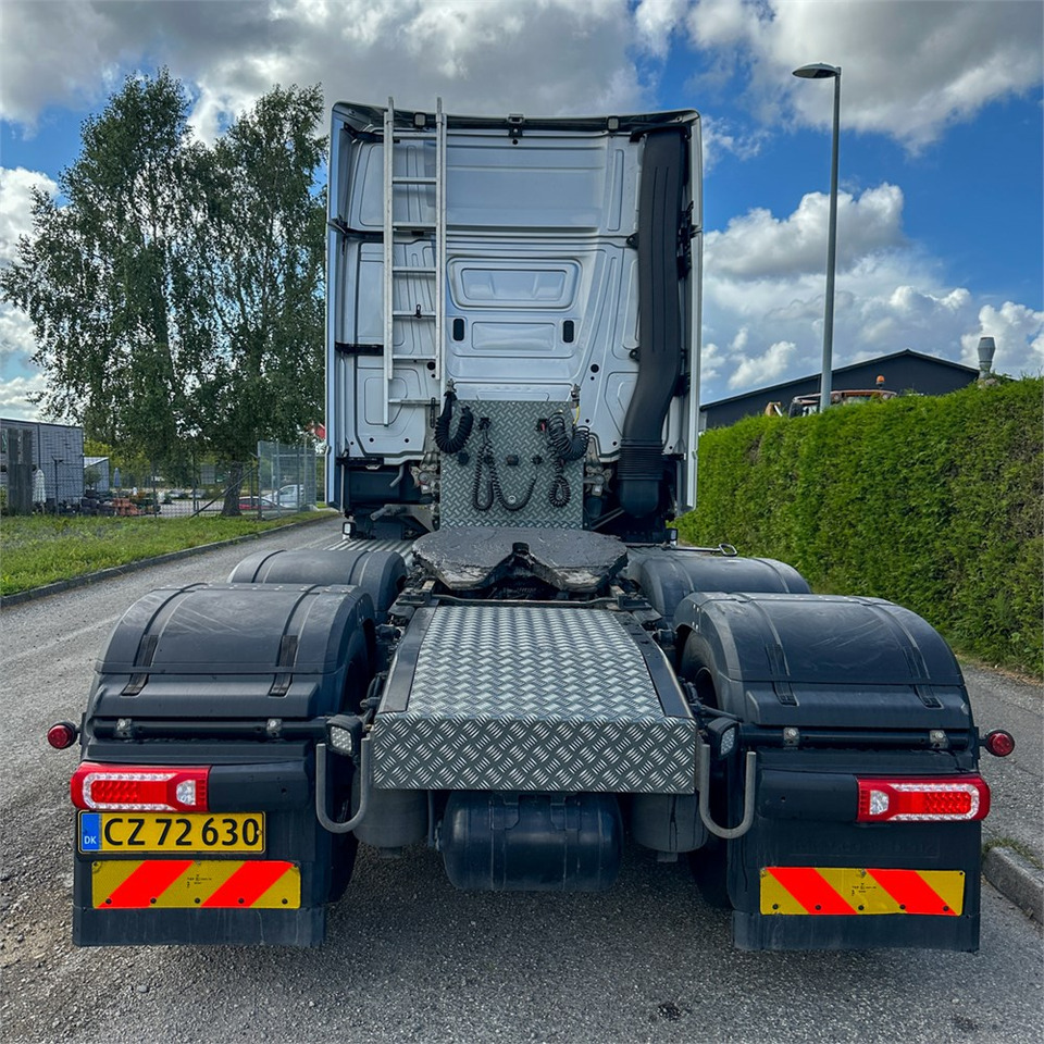 Mercedes 2653 LSDNA 6X2 Gigaspace - Dragbil: bild 4 Mercedes 2653 LSDNA 6X2 Gigaspace - Dragbil: bild 4