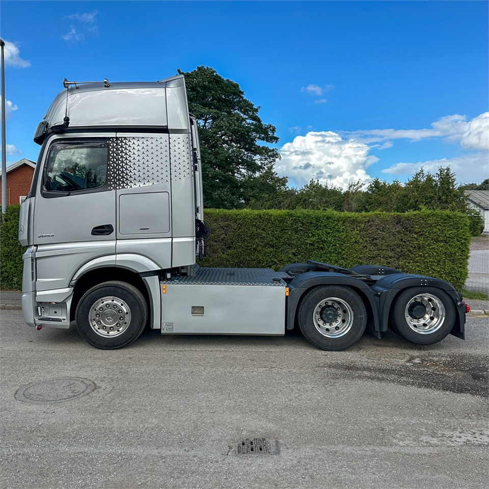 Mercedes 2653 LSDNA 6X2 Gigaspace - Dragbil: bild 2 Mercedes 2653 LSDNA 6X2 Gigaspace - Dragbil: bild 2