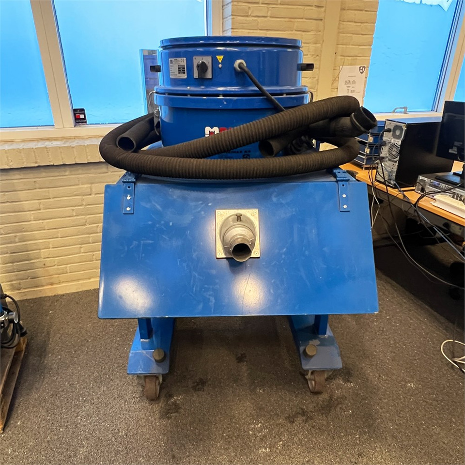 Du-Puy B6000 - Industridammsugare: bild 4 Du-Puy B6000 - Industridammsugare: bild 4