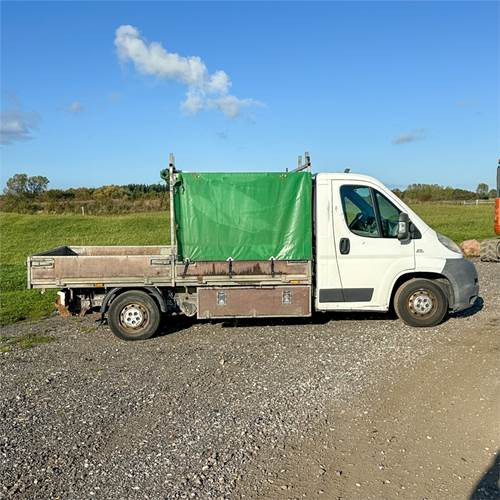 Fiat Ducato 35L ladvogn - Flakbil: bild 4 Fiat Ducato 35L ladvogn - Flakbil: bild 4