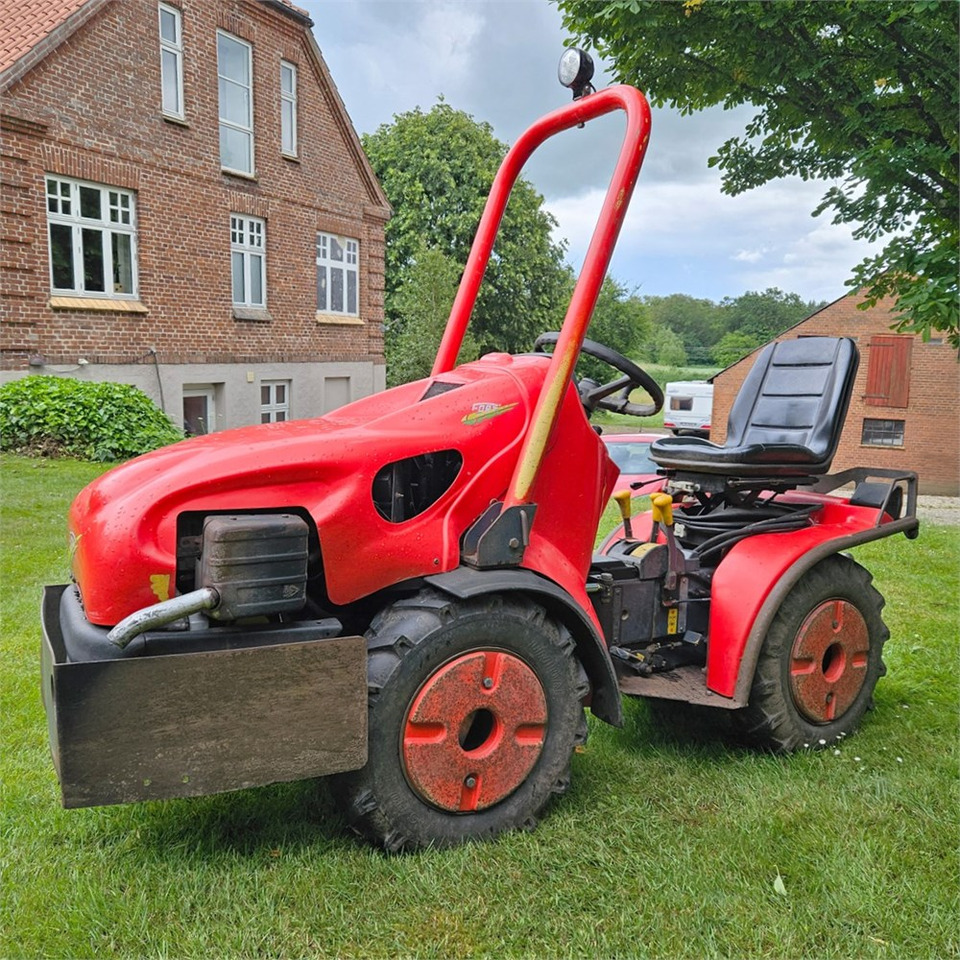 Fort Sirio 4 x 4 - Skogstraktor: bild 1 Fort Sirio 4 x 4 - Skogstraktor: bild 1