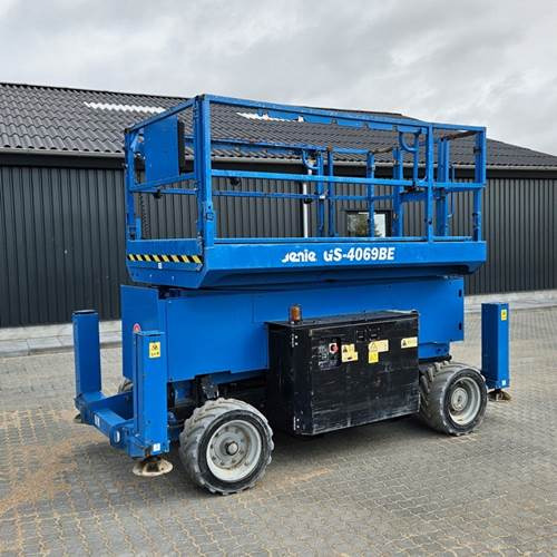 Genie GS-4069 BE - Saxlift: bild 1 Genie GS-4069 BE - Saxlift: bild 1