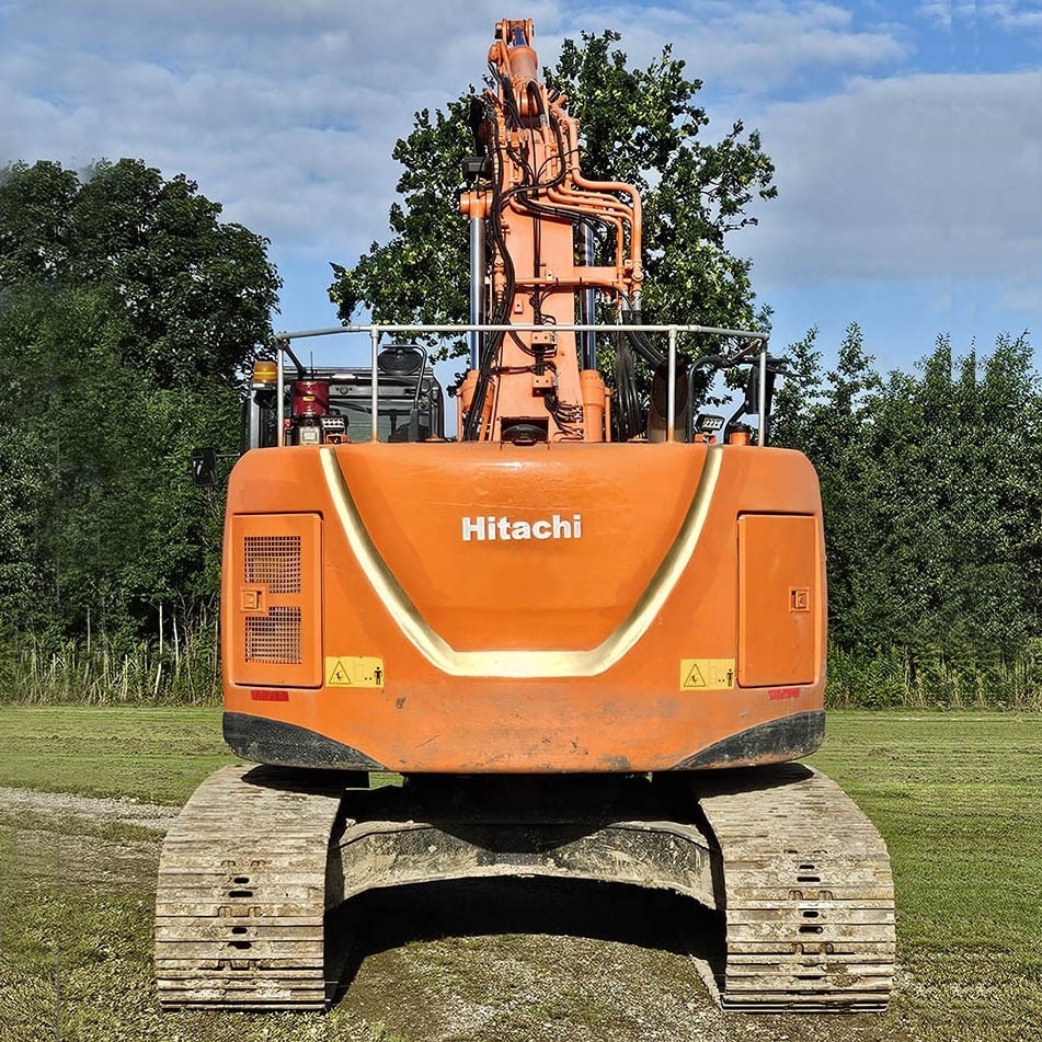 Hitachi ZX 225 - Bandgrävare: bild 5 Hitachi ZX 225 - Bandgrävare: bild 5