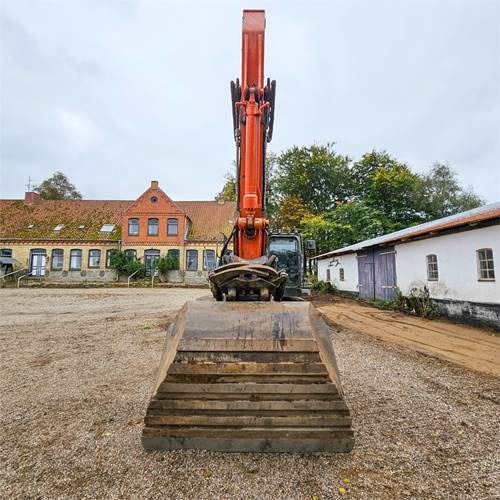 Hitachi ZX210 LC-6 - Bandgrävare: bild 4 Hitachi ZX210 LC-6 - Bandgrävare: bild 4