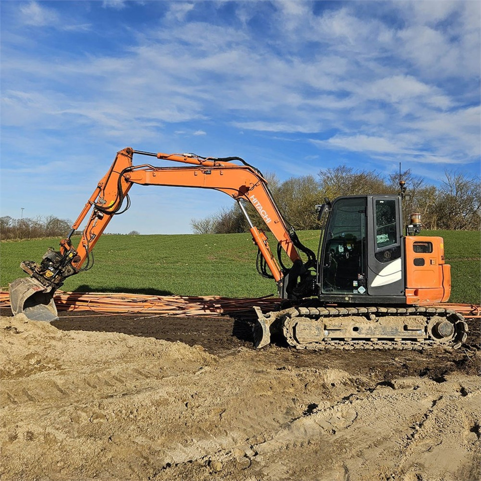 Hitachi ZX85USB-6 - Minigrävmaskin: bild 2 Hitachi ZX85USB-6 - Minigrävmaskin: bild 2