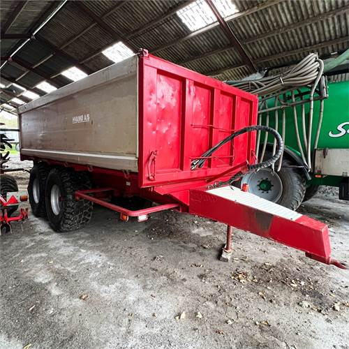 Hvamø 2530 Tipvogn/Tipper - Tippvagn för lantbruk: bild 1 Hvamø 2530 Tipvogn/Tipper - Tippvagn för lantbruk: bild 1