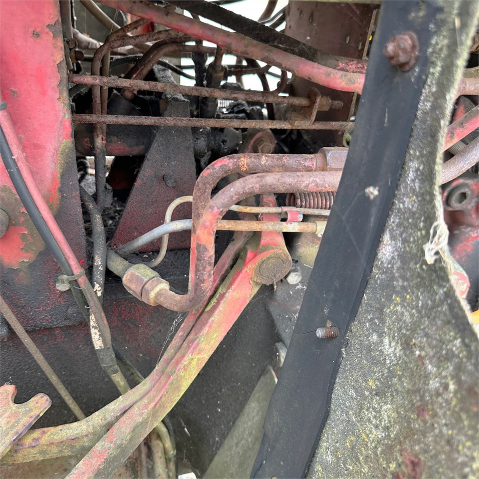 Traktor International IH 474: bild 25