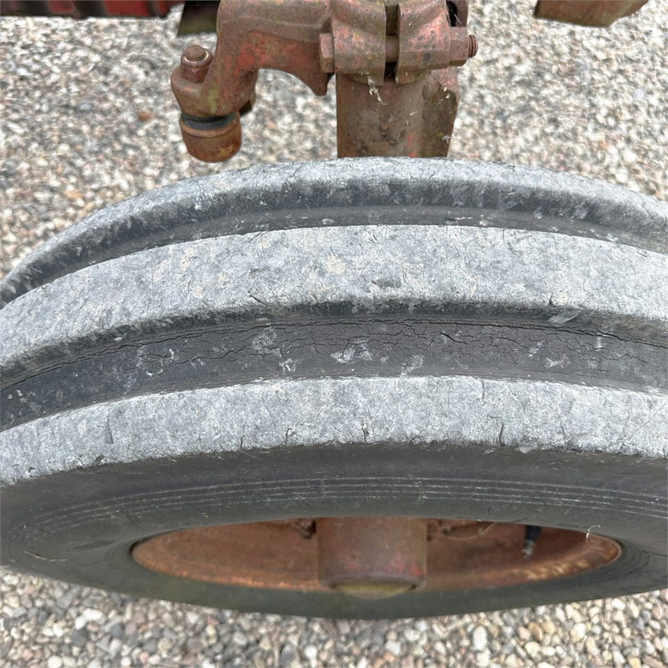 Traktor International IH 474: bild 41