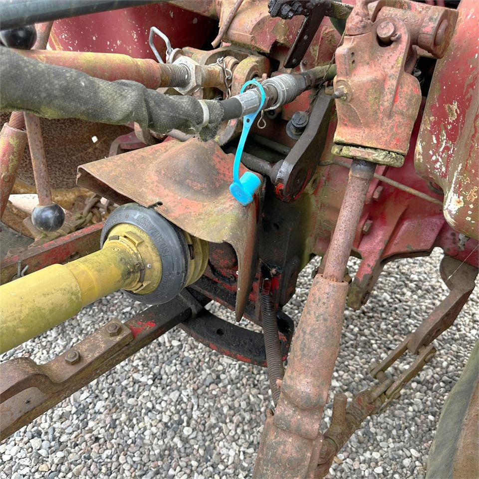 Traktor International IH 474: bild 26