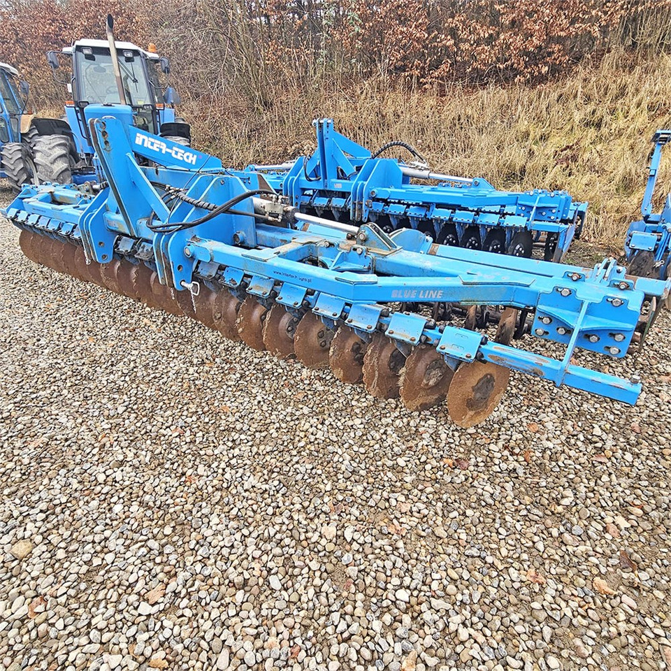 Intertech 6 meter - Maskin för jordbearbetning: bild 3 Intertech 6 meter - Maskin för jordbearbetning: bild 3