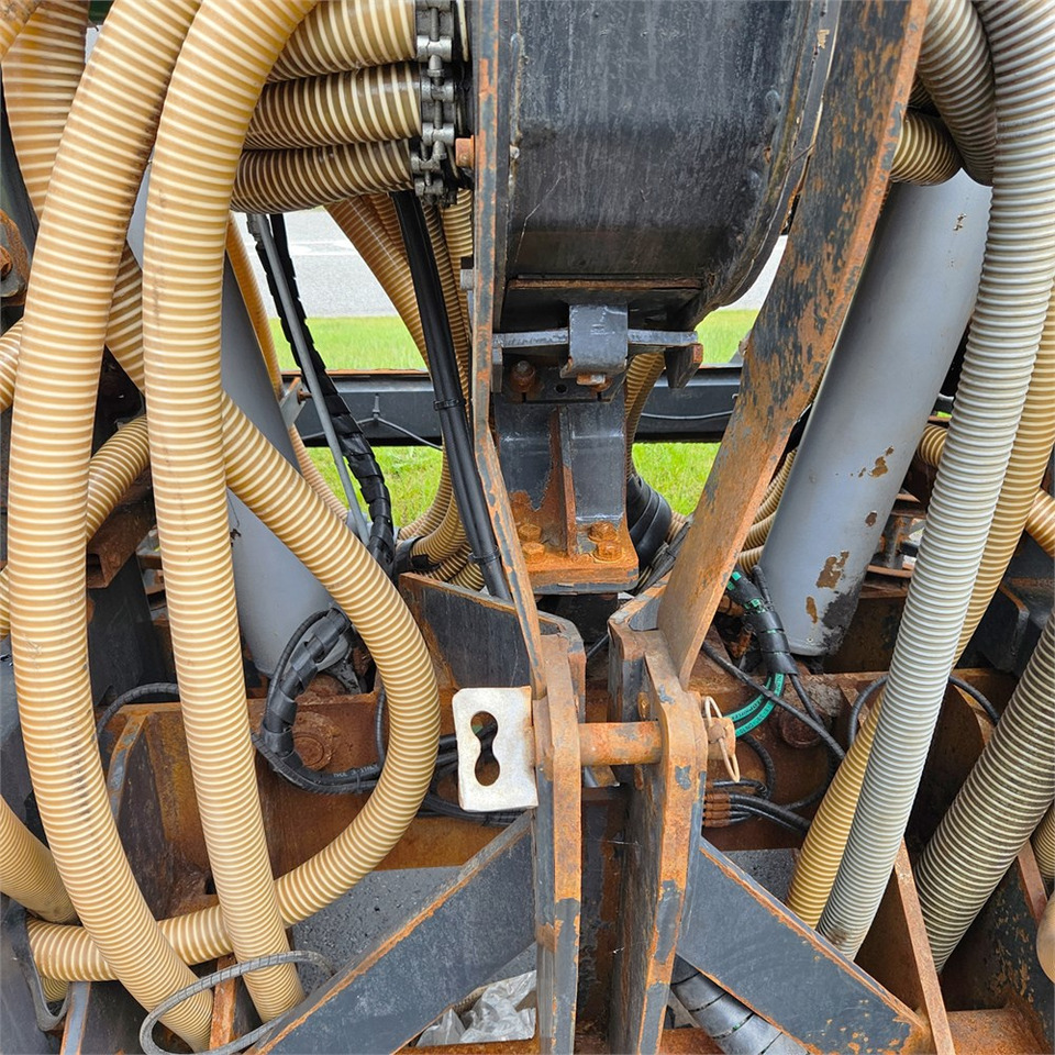 Intertech 7,5m - Gödselspridare: bild 5 Intertech 7,5m - Gödselspridare: bild 5