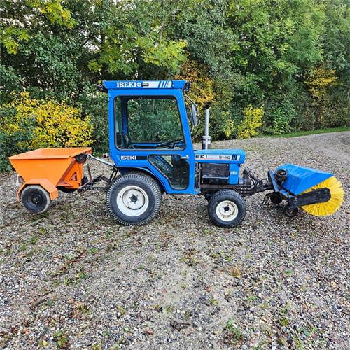 Iseki 2140 - Kommunaltraktor: bild 3 Iseki 2140 - Kommunaltraktor: bild 3