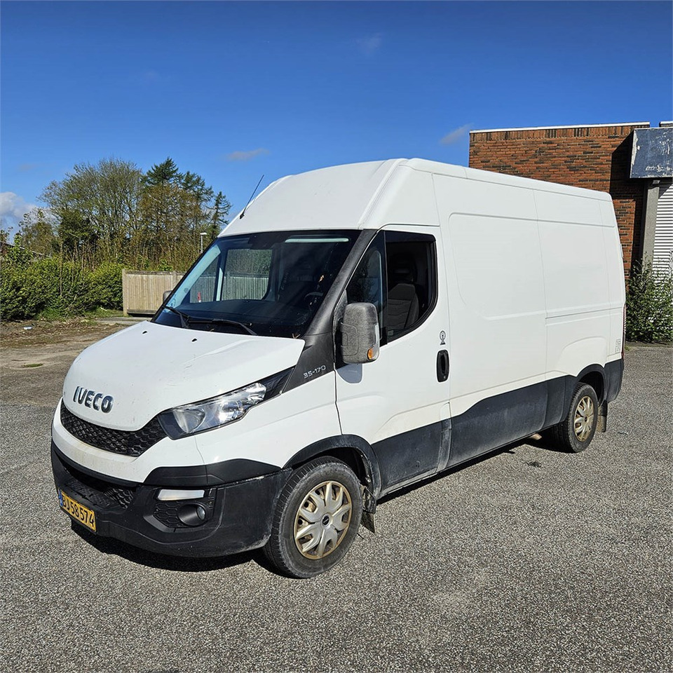 Iveco Daily 35s17 3,0D - Skåpbil: bild 1 Iveco Daily 35s17 3,0D - Skåpbil: bild 1