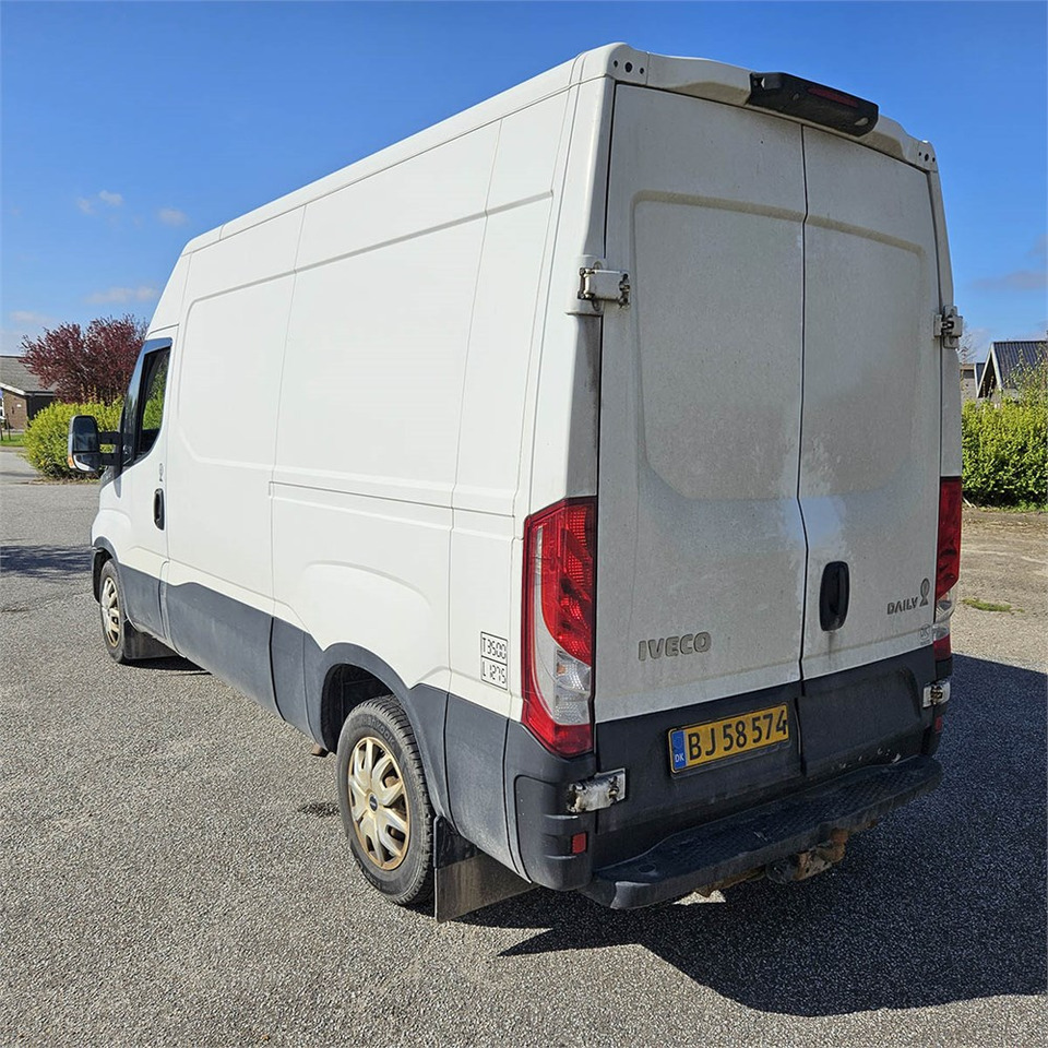 Iveco Daily 35s17 3,0D - Skåpbil: bild 5 Iveco Daily 35s17 3,0D - Skåpbil: bild 5