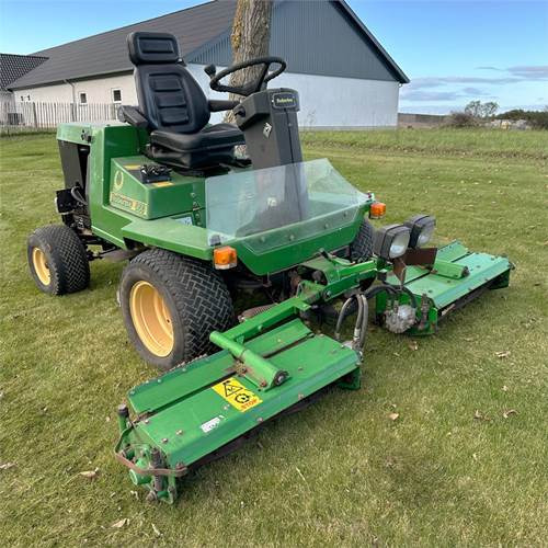 John Deere Roberline 900 - Gräsklippare: bild 1 John Deere Roberline 900 - Gräsklippare: bild 1