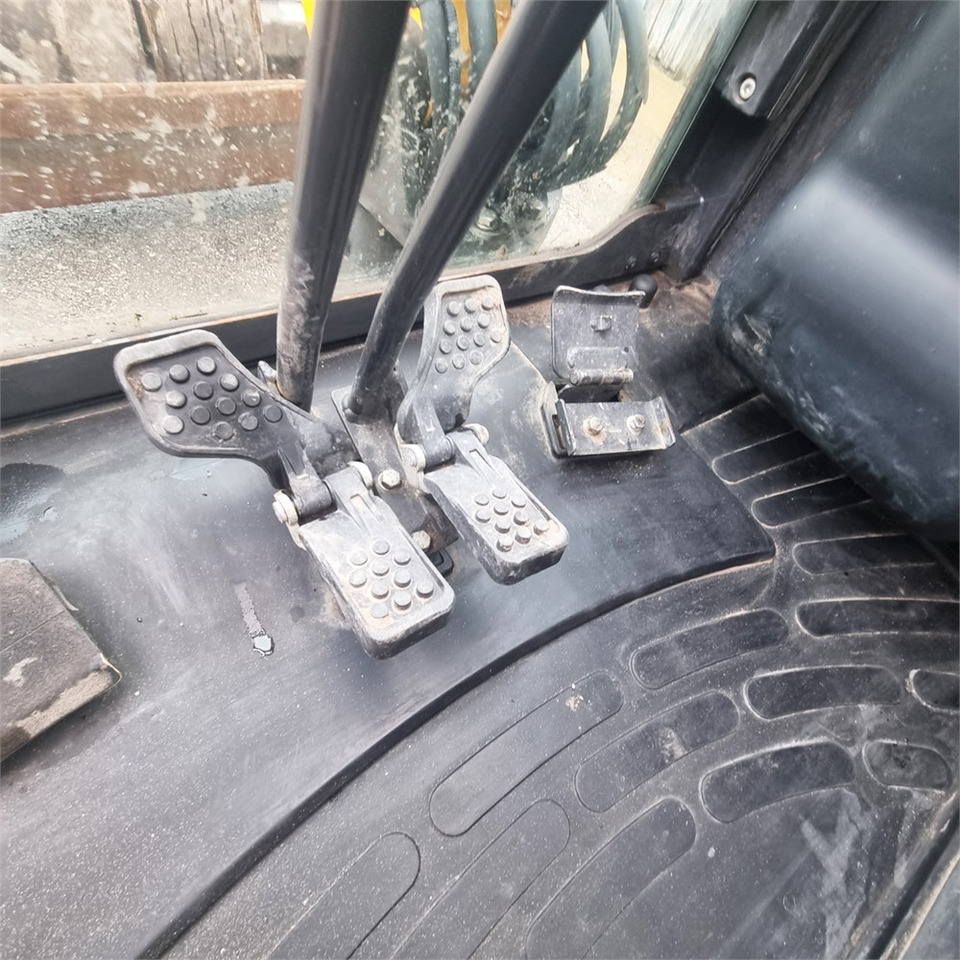 Minigrävmaskin Kato HD 35: bild 19