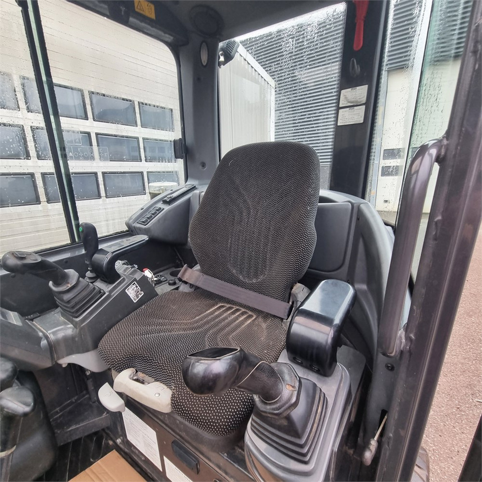 Minigrävmaskin Kato HD 35: bild 10