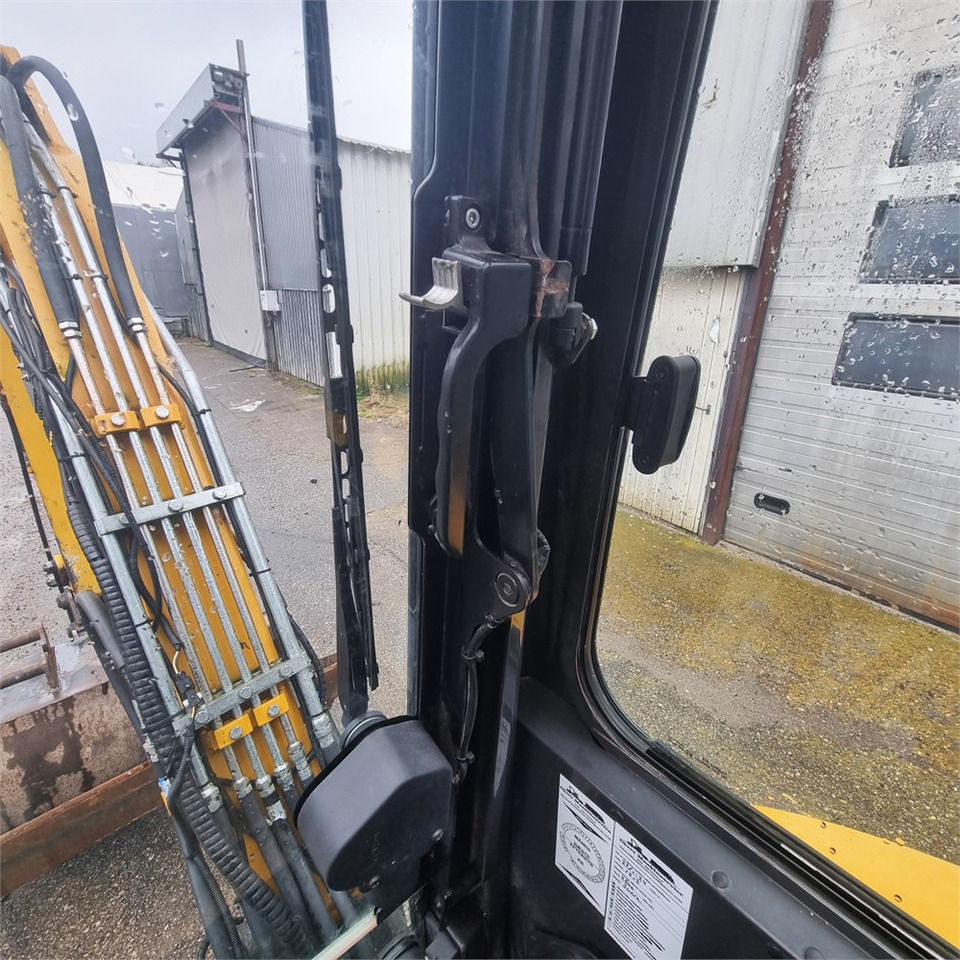 Minigrävmaskin Kato HD 35: bild 21