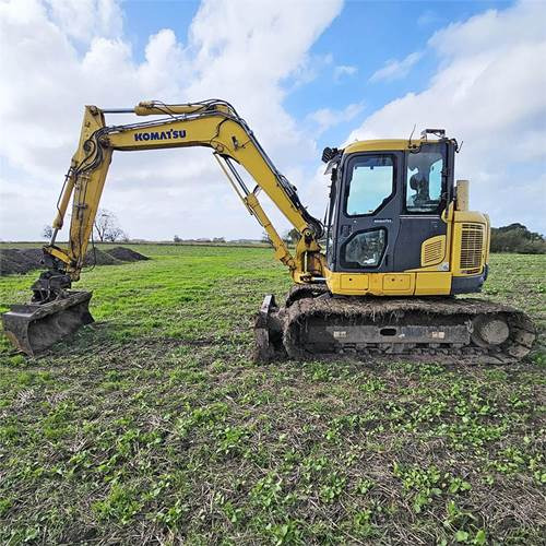 Komatsu FC118 MR-8 - Bandgrävare: bild 1 Komatsu FC118 MR-8 - Bandgrävare: bild 1