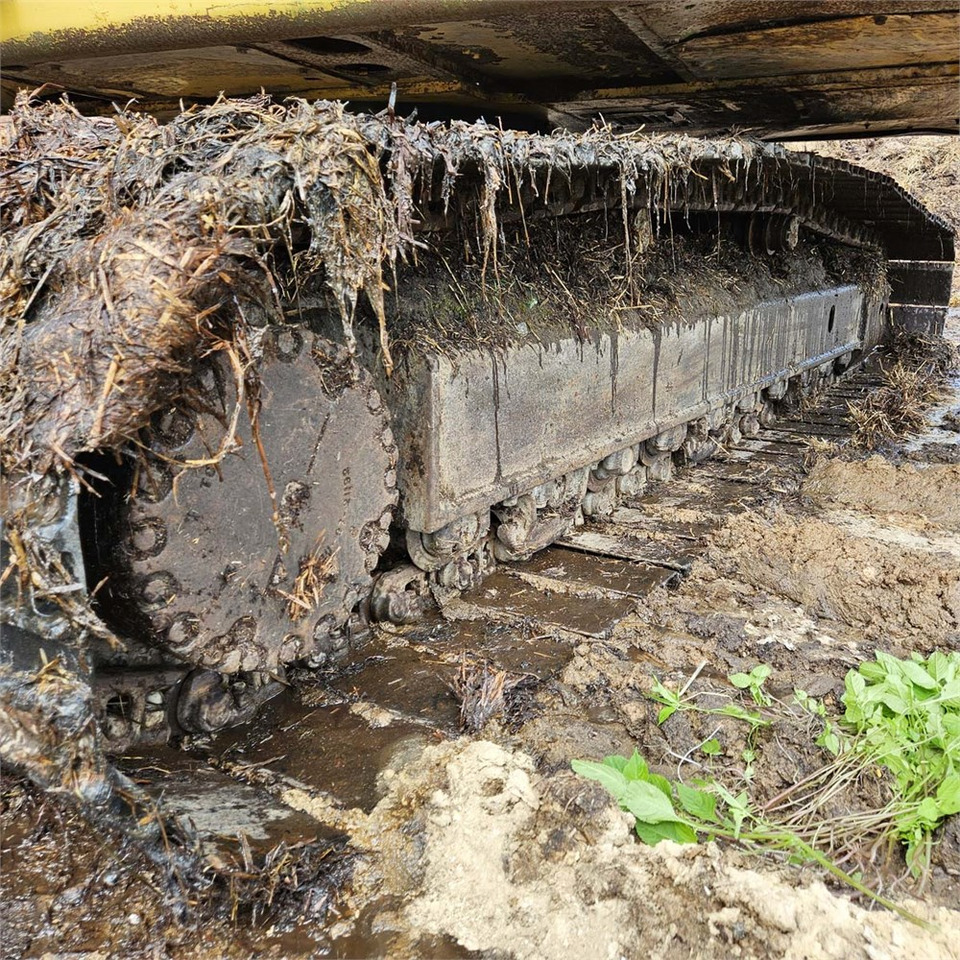 Bandgrävare Komatsu PC240LC-8: bild 30