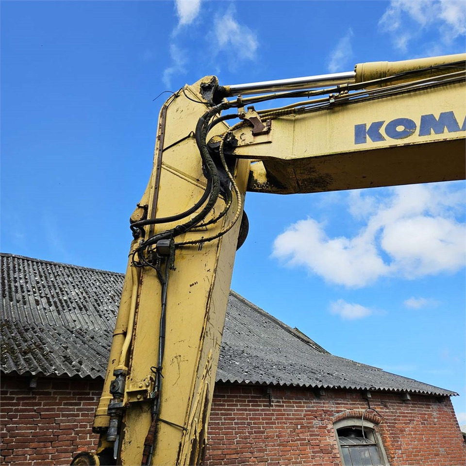 Bandgrävare Komatsu PC240LC-8: bild 22