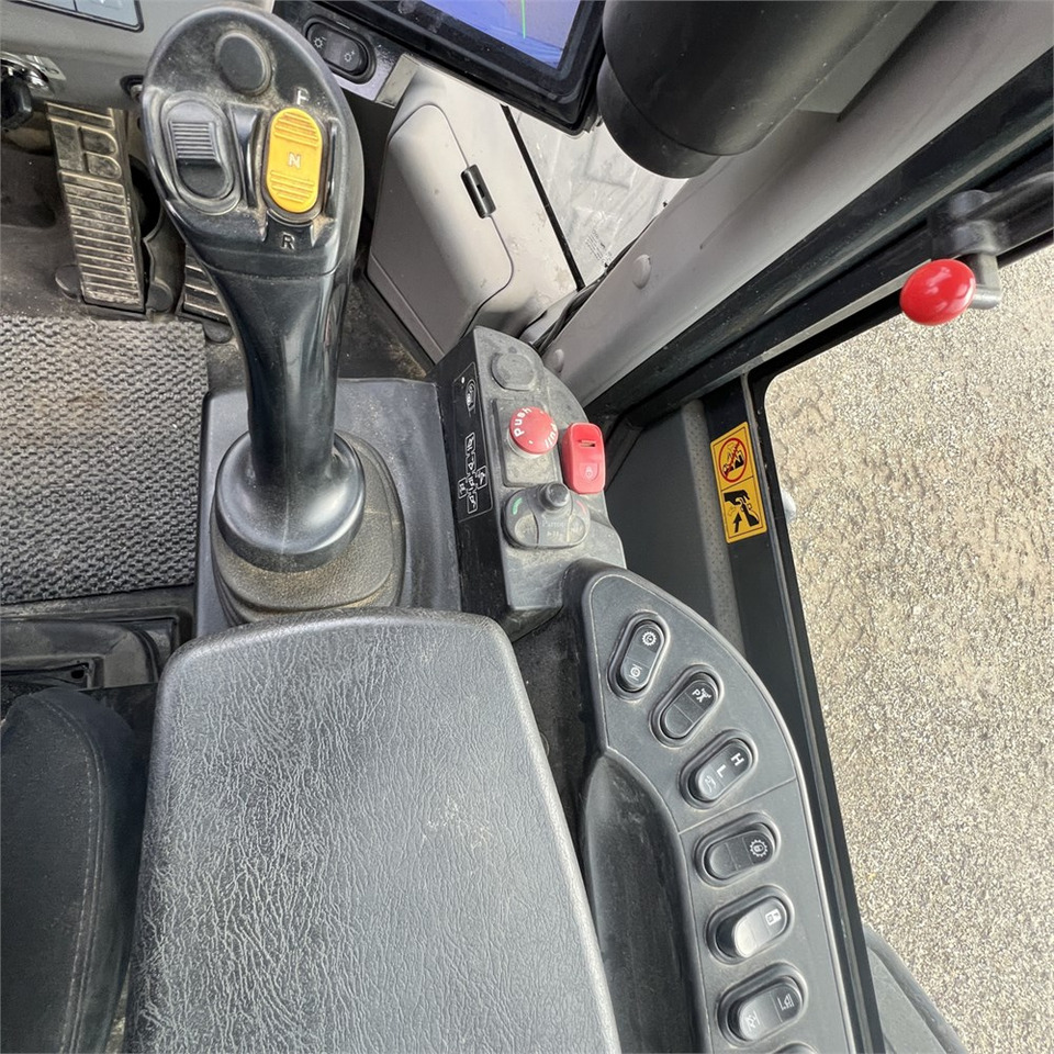 Hjullastare Komatsu WA480-8: bild 21 Hjullastare Komatsu WA480-8: bild 21