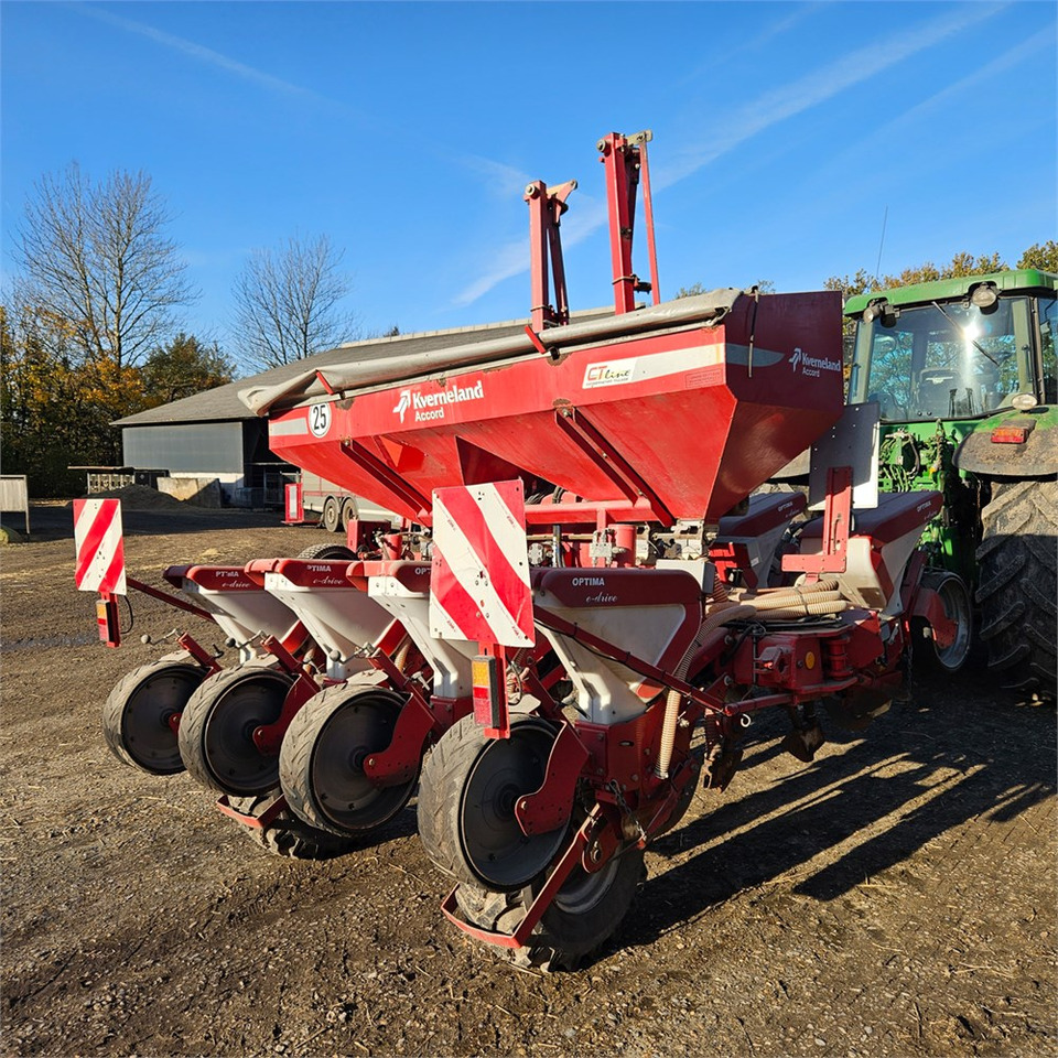Kverneland Optima E-drive 8 - Maskin för sådd: bild 3 Kverneland Optima E-drive 8 - Maskin för sådd: bild 3