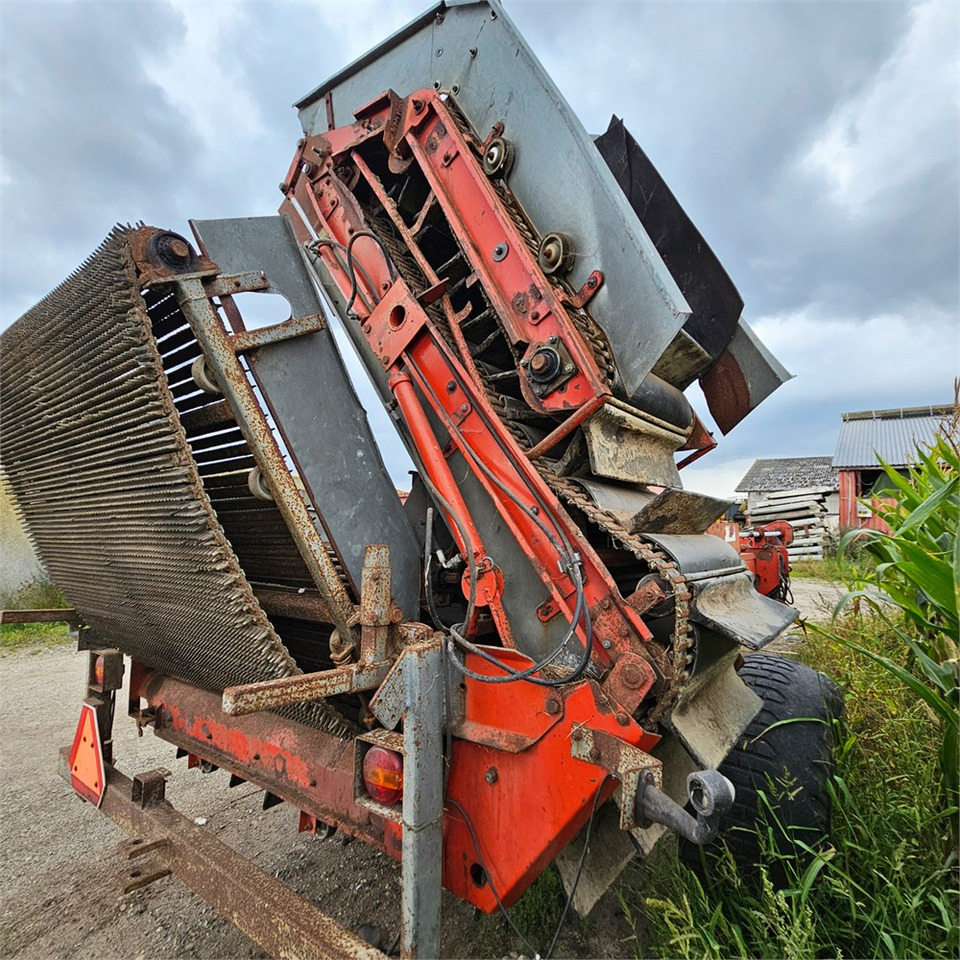 Kverneland UN 2200 - Potatisupptagare: bild 4 Kverneland UN 2200 - Potatisupptagare: bild 4