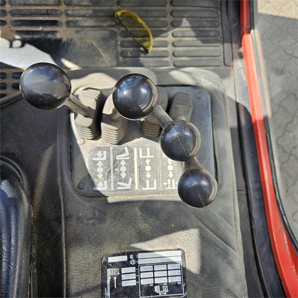 Motviktstruck Linde H40D-04: bild 10 Motviktstruck Linde H40D-04: bild 10