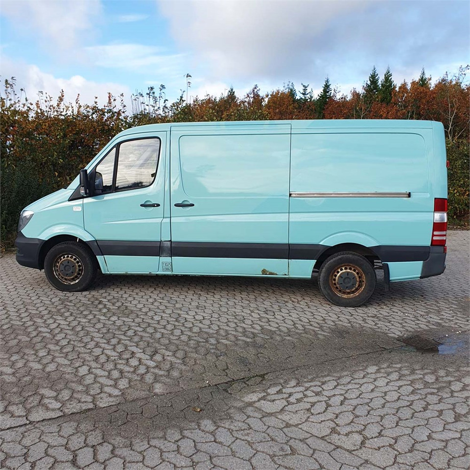 Mercedes 213 CTI - Skåpbil: bild 3 Mercedes 213 CTI - Skåpbil: bild 3