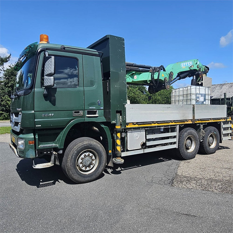 Mercedes Actros 3341 A BlueTec 5 - Flakbil, Kranbil: bild 1 Mercedes Actros 3341 A BlueTec 5 - Flakbil, Kranbil: bild 1