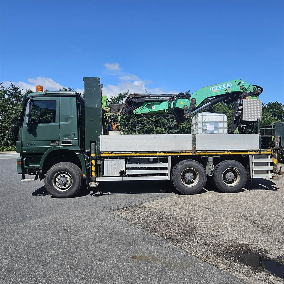 Mercedes Actros 3341 A BlueTec 5 - Flakbil, Kranbil: bild 2 Mercedes Actros 3341 A BlueTec 5 - Flakbil, Kranbil: bild 2