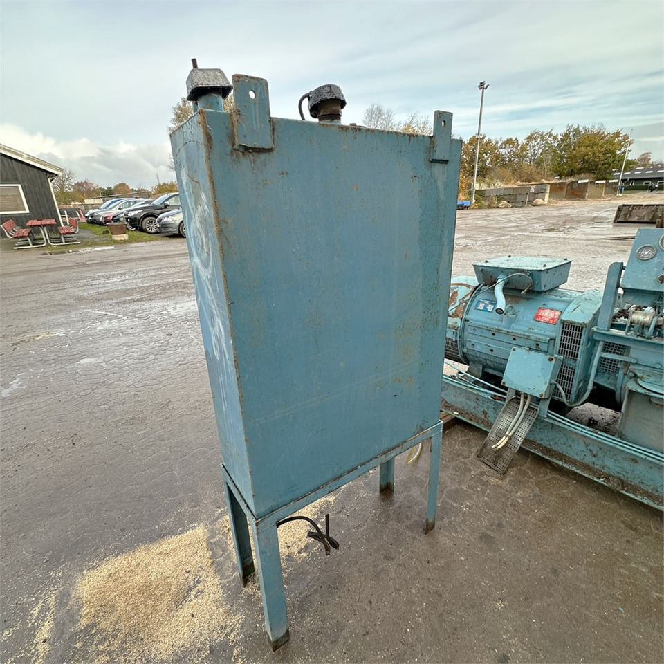 Leasa Mercedes emergency power generator C4 Mercedes emergency power generator C4: bild 13