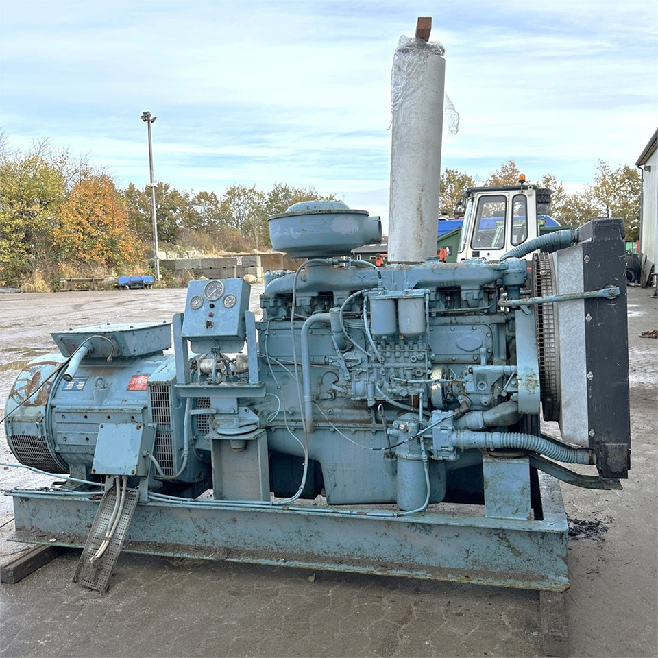 Leasa Mercedes emergency power generator C4 Mercedes emergency power generator C4: bild 6